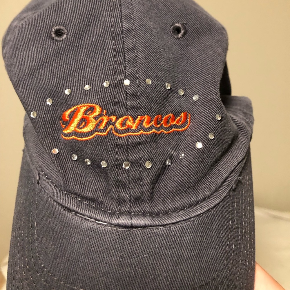 Broncos Hat - Picture 4 of 5